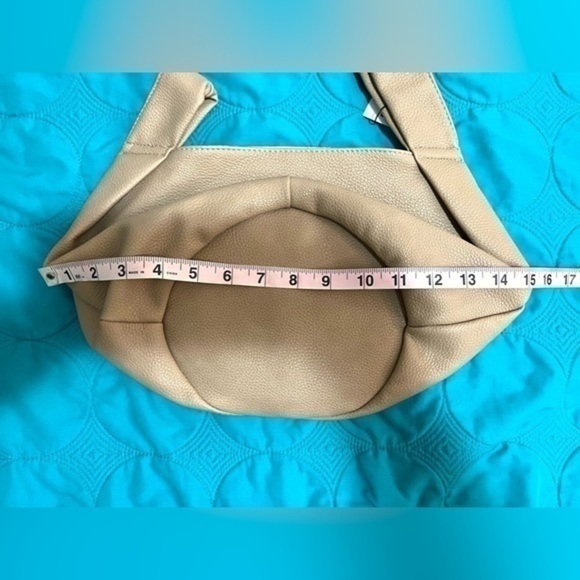 NWT asymmetrical straps bucket bag from The Drop Avalon pebbled vegan leather - Picture 7 of 15